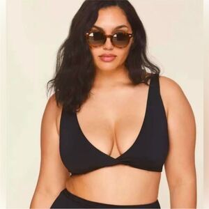 Andie Swim The Belmar Top Black Size XS Plunge Bikini NWT